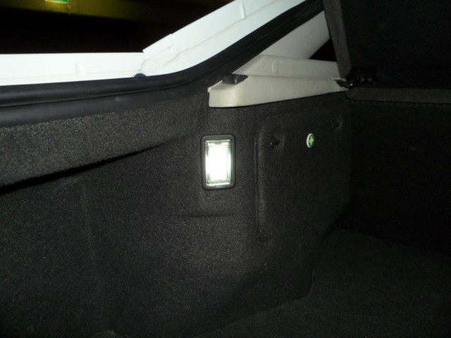 LED in Boot.jpg