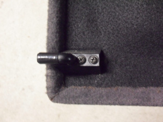 Parcel Tray Hinge.JPG